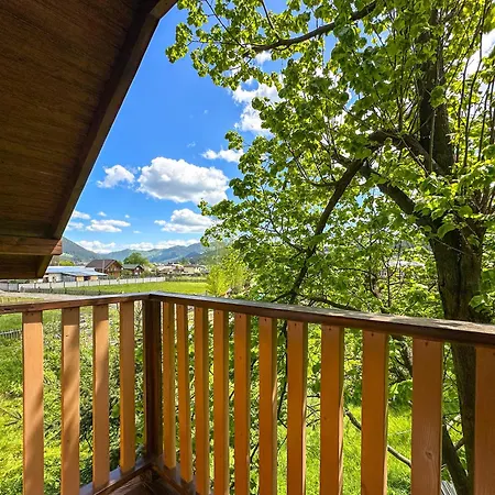 гірський куточок, 3 *